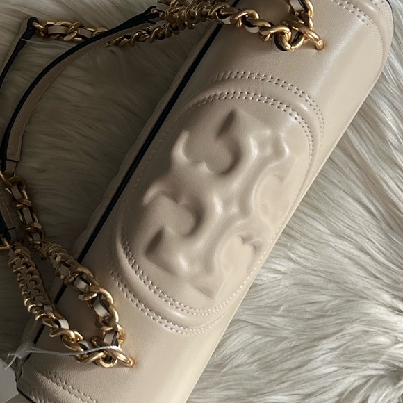 💰SOLD - 76997 - Tory Burch Fleming Convertible Shoulder Bag - Picture 11 of 16